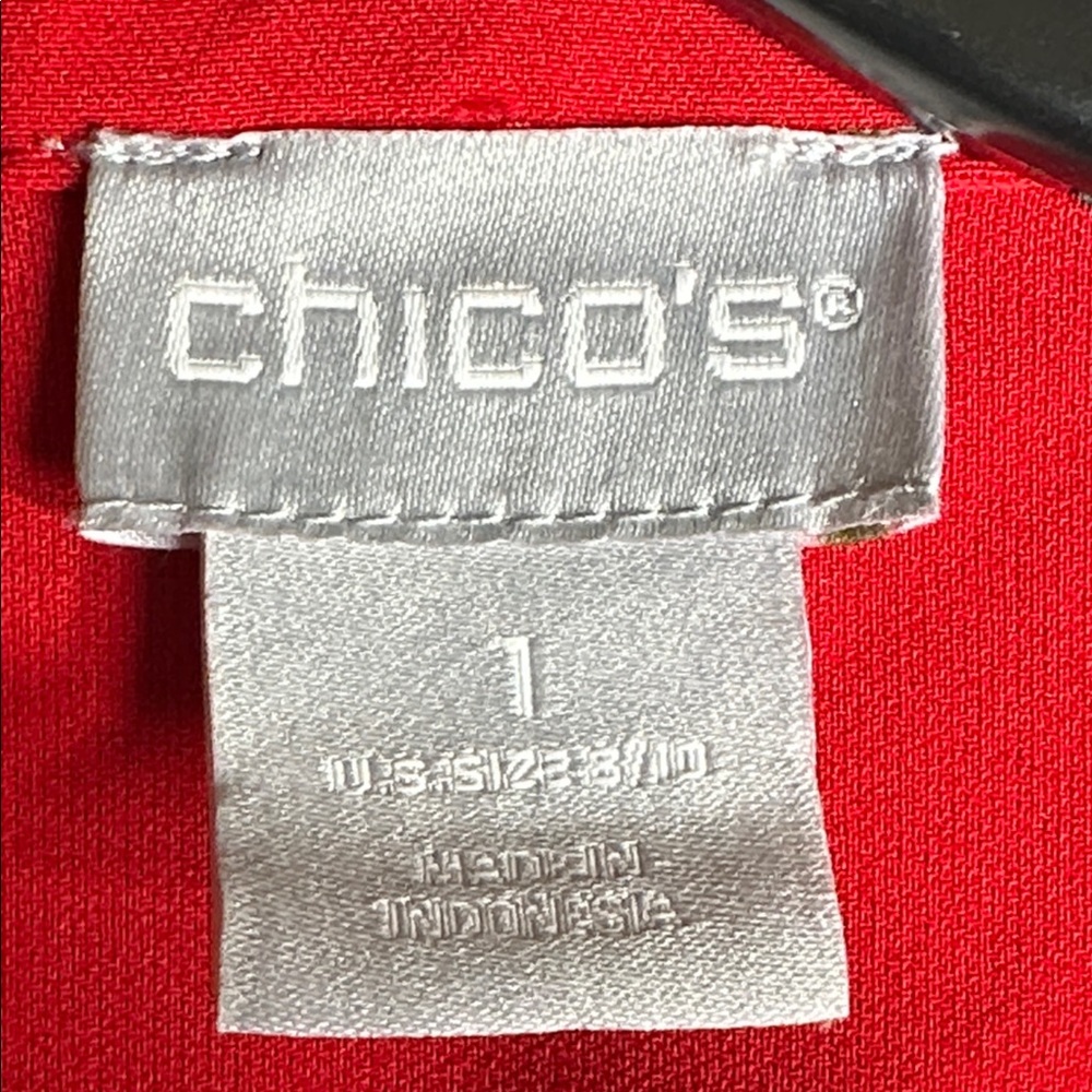 Women’s Chico’s Red V-neck Top Size 1 Medium - Picture 9 of 10